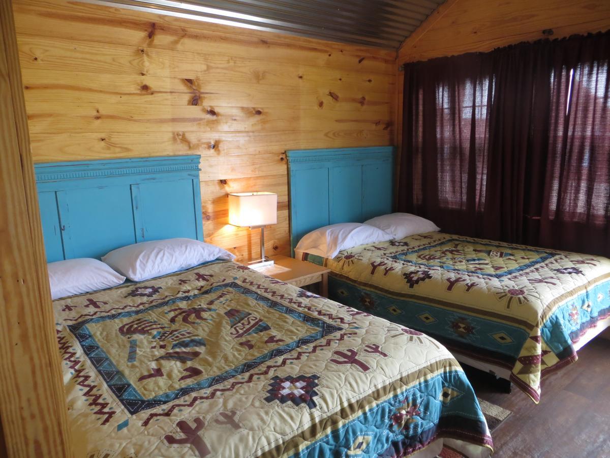 All Tucked Inn Cabins Stockdale Exterior foto